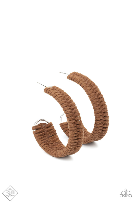 Rural Guru - Brown post hoop earrings