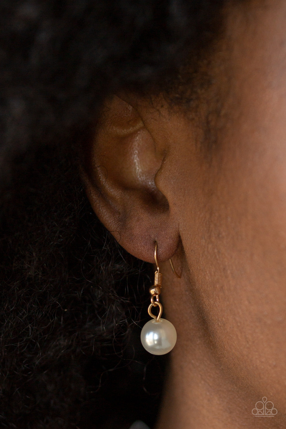 Wall Street Waltz - Gold necklace