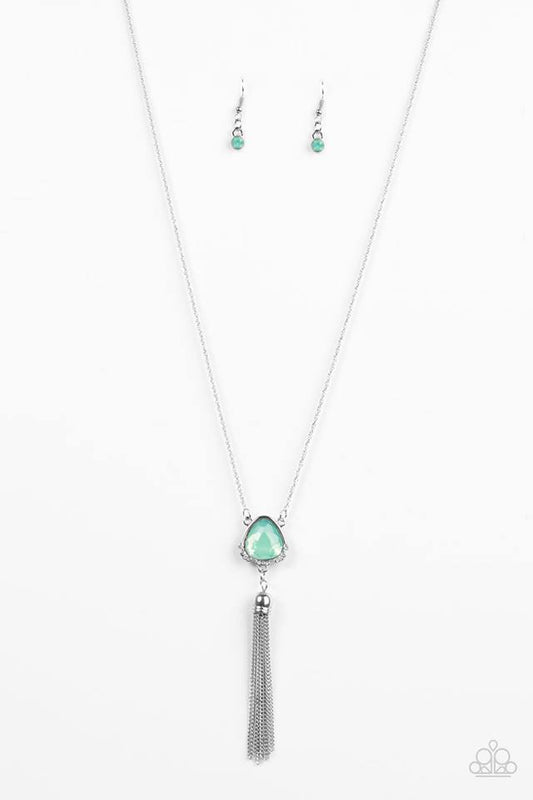 The Glow Show - Green necklace set