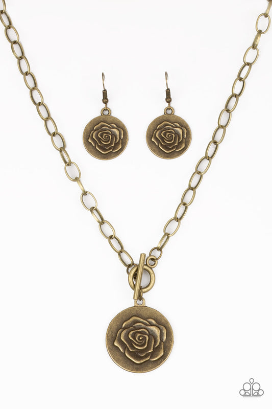 Beautifully Belle - Brass necklace
