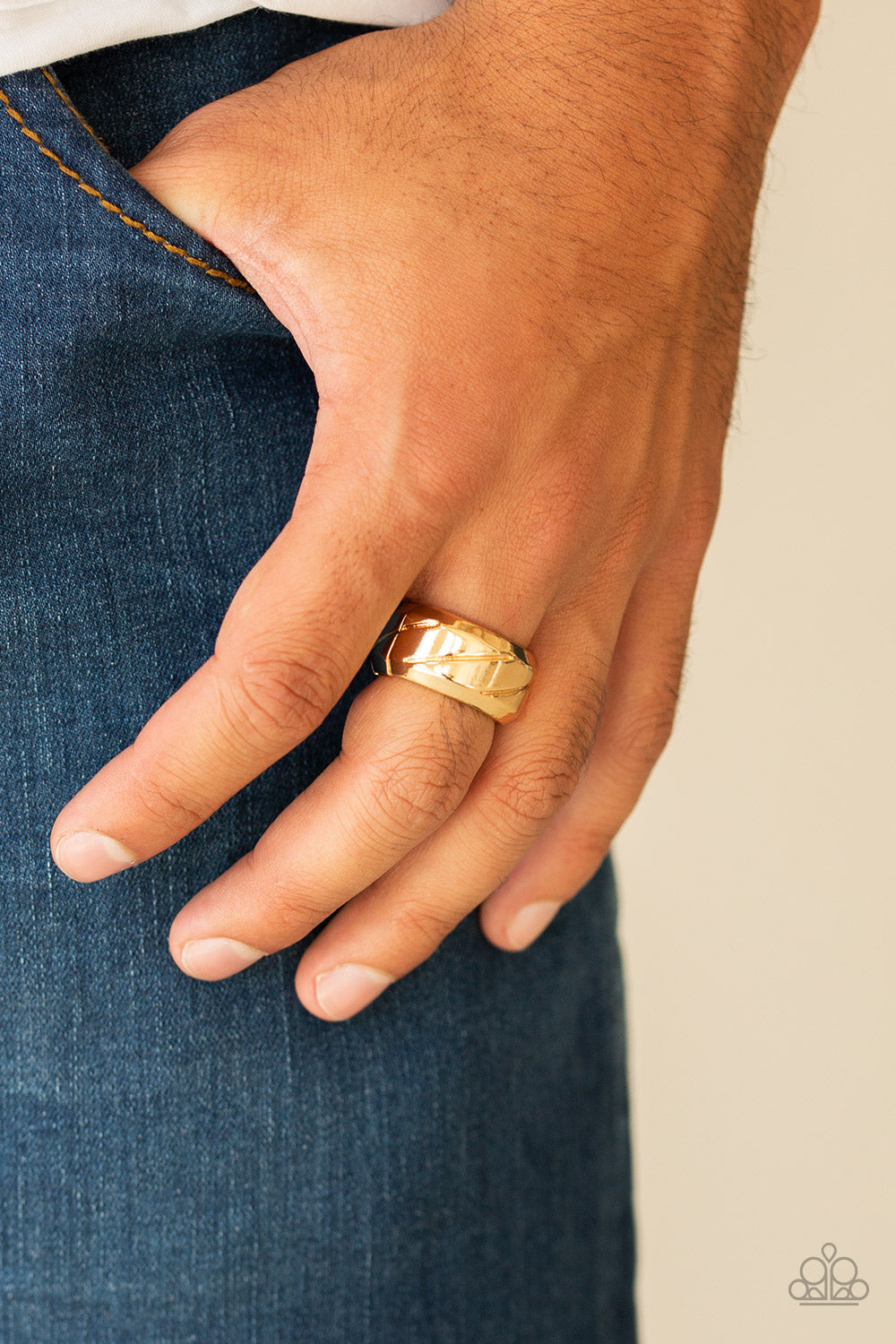 Sideswiped - Gold mens ring