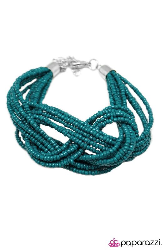 Another Round Of Applause - Blue seed bead bracelet