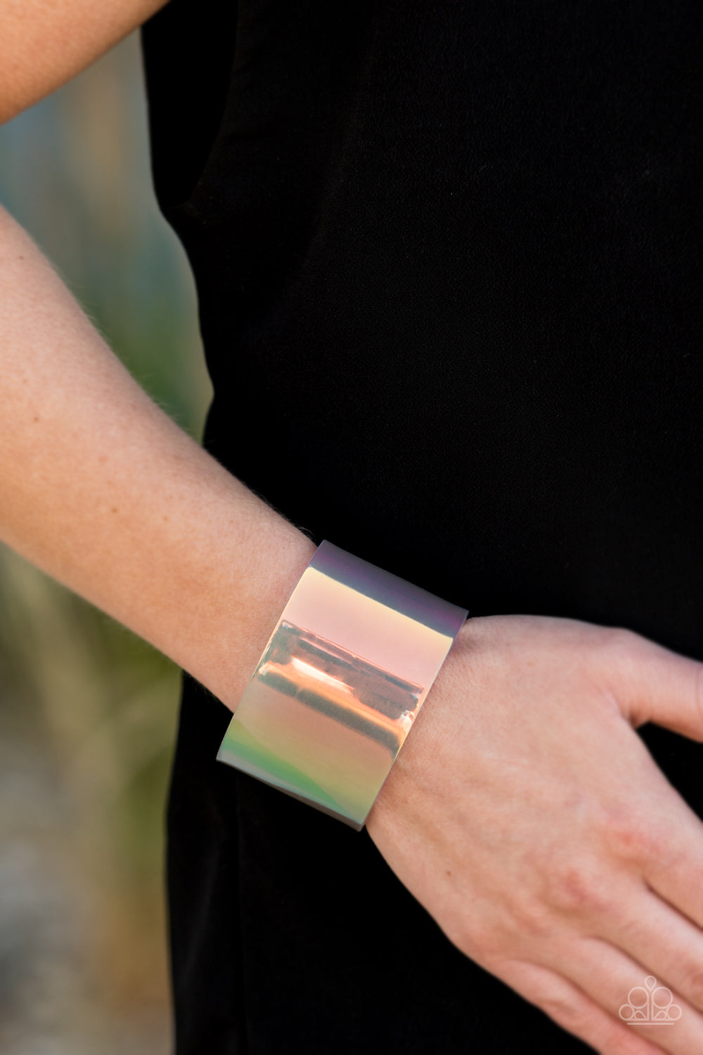 Holographic Aura - Multi cuff bracelet