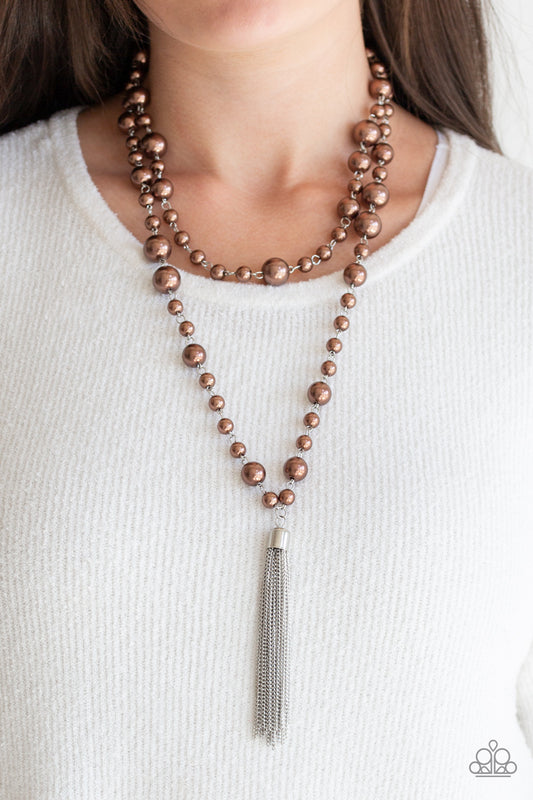 Social Hour - Brown pearl necklace
