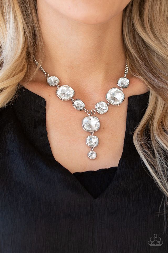 Legendary Luster - White gems necklace