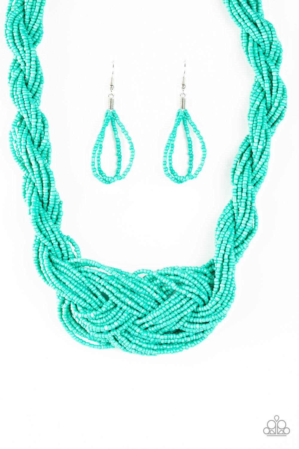 A Standing Ovation - Blue seed bead necklace