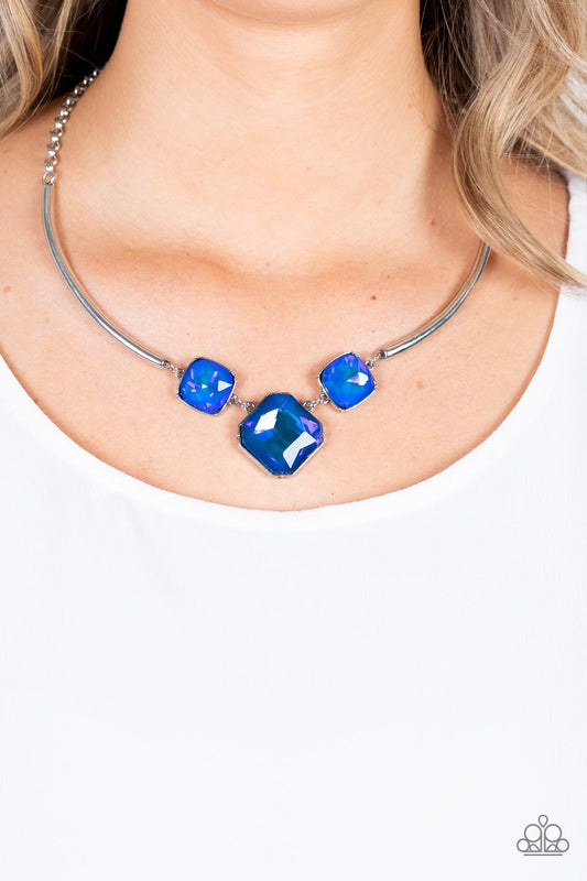Divine IRIDESCENCE - Blue Iridescent necklace