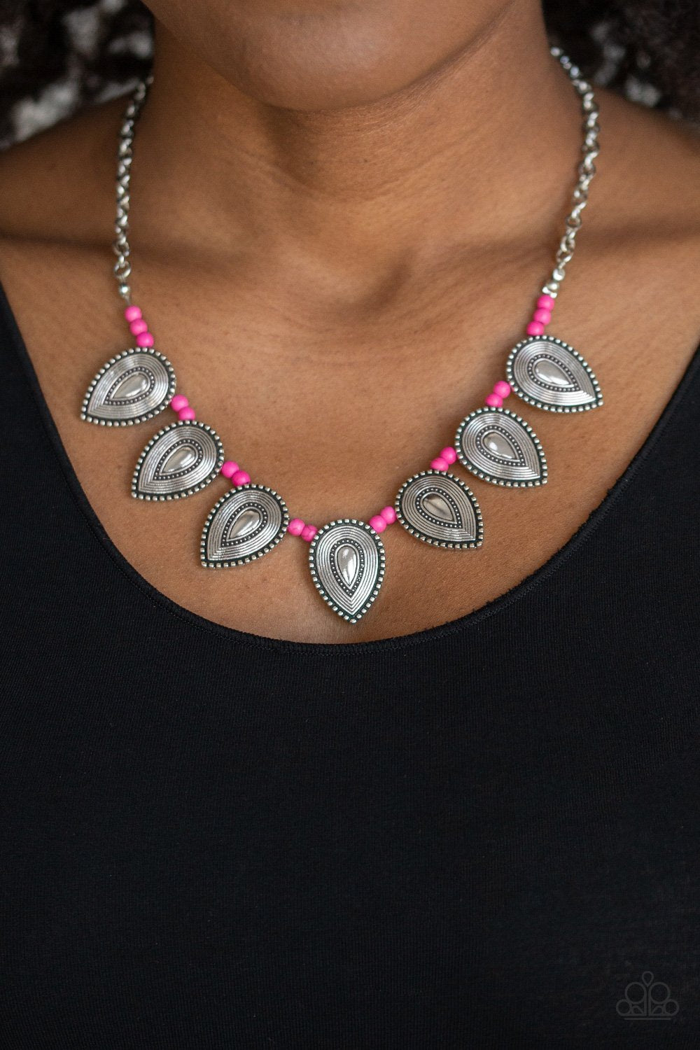 Terra Trailblazer - pink necklace
