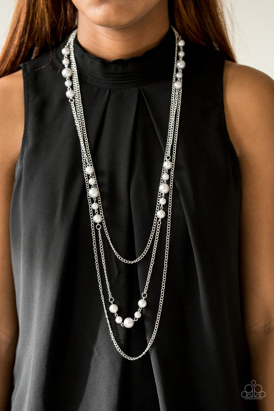 Diva Dilemma - Silver pearl necklace